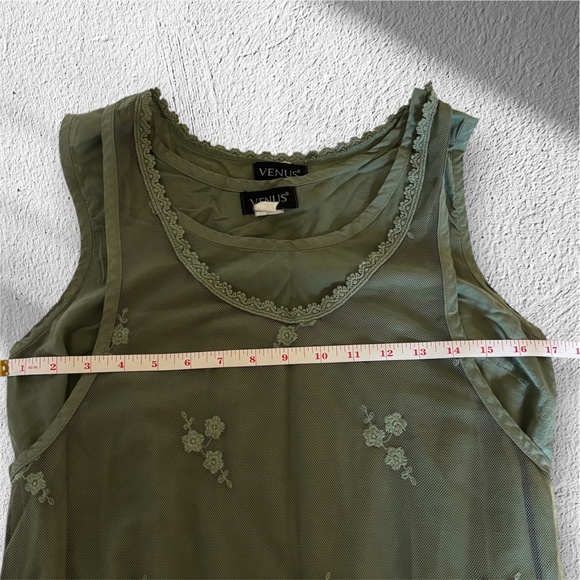 Green Mesh Embroidered Sleeveless Dress - Picture 5 of 6